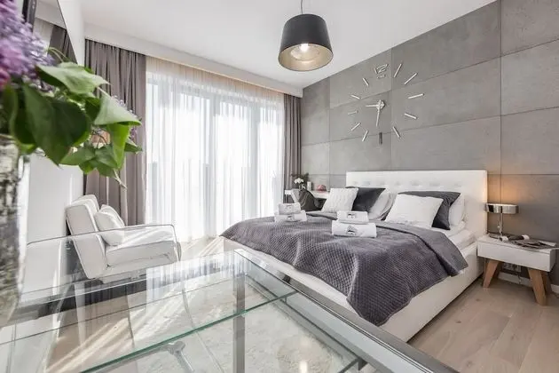 Deluxe Stüdyo Süit (I)