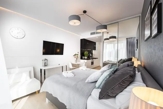 Deluxe Stüdyo Süit (I)