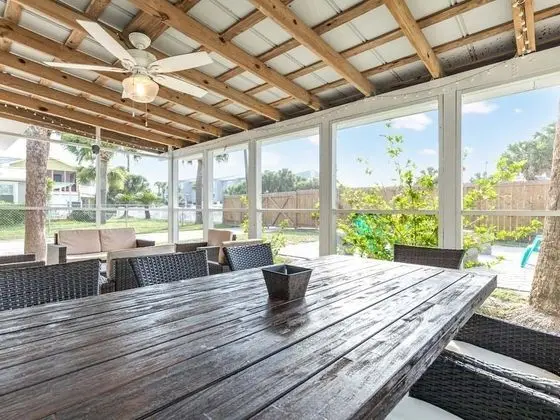 Ev, Birden Çok Yatak, Mutfak, Bahçe Manzaralı