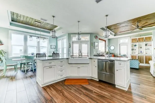 Ev, Birden Çok Yatak, Plaj Manzaralı