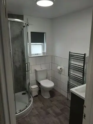 Traditional Tek Büyük Yataklı Oda, Banyolu/Duşlu (Shower)