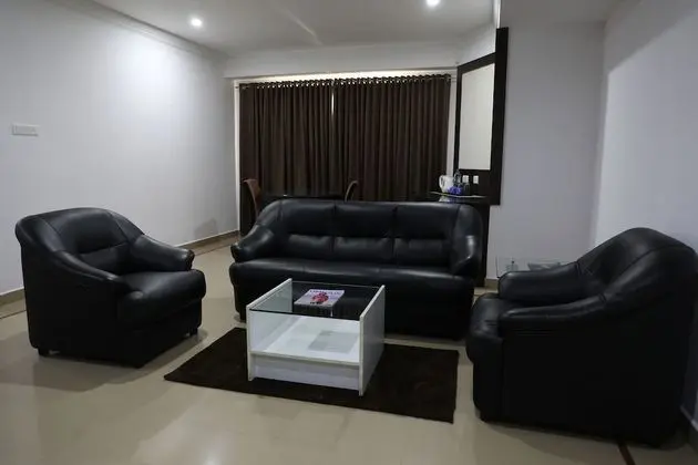 Basic Tek Büyük veya İki Ayrı Yataklı Oda