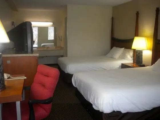 Standard Room, Two Full beds, Non Smoking