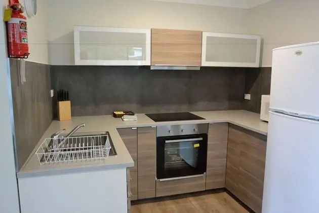 Standard Apart Daire, 2 Yatak Odası, Göl Manzaralı (1 Queen and 1 Double and 1 Single bed)