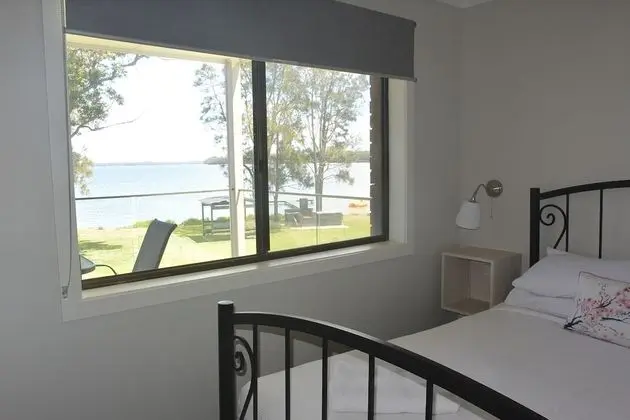 Standard Apart Daire, 2 Yatak Odası, Göl Manzaralı (1 Queen and 1 Double and 1 Single bed)