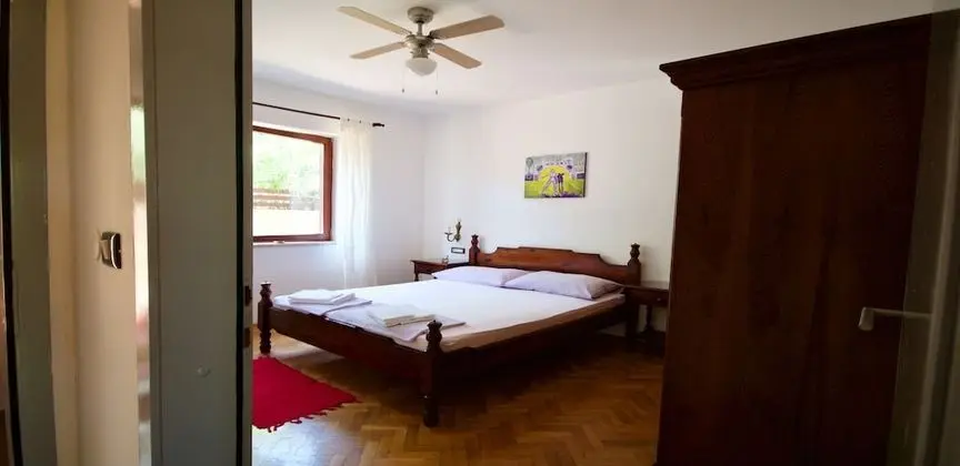 Family Apartment, 1 Bedroom, Bathtub, Partial Sea View