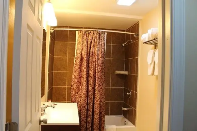 Standard Room Two Queens