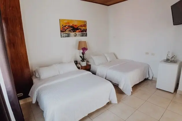 Deluxe Tek Büyük Yataklı Oda, 2 Çift Kişilik Yatak