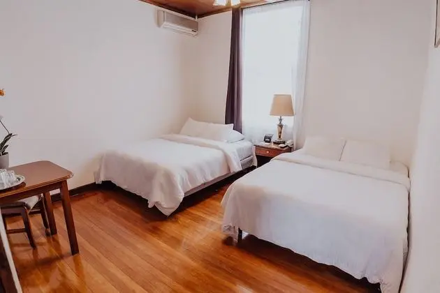 Deluxe Tek Büyük Yataklı Oda, 2 Çift Kişilik Yatak