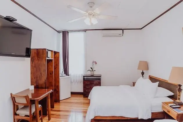 Deluxe Tek Büyük Yataklı Oda, 2 Çift Kişilik Yatak