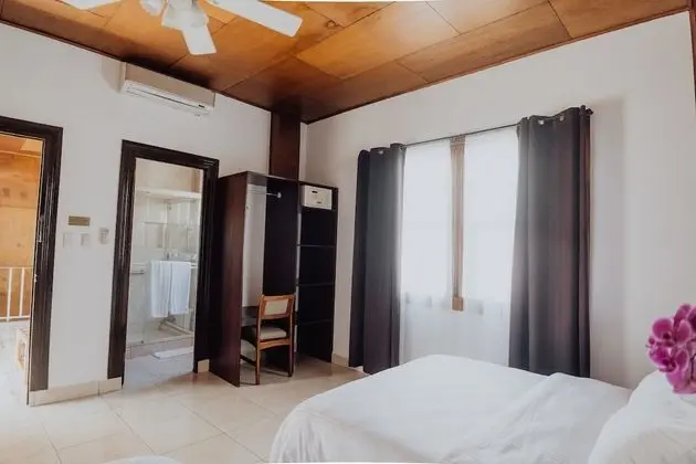 Deluxe Tek Büyük Yataklı Oda, 2 Çift Kişilik Yatak