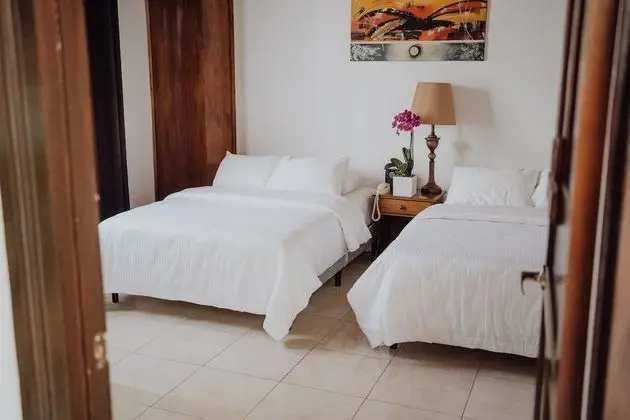 Deluxe Tek Büyük Yataklı Oda, 2 Çift Kişilik Yatak