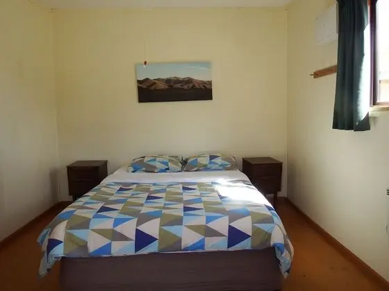 Tek Büyük Yataklı Oda, Ortak Banyo (Backpackers)