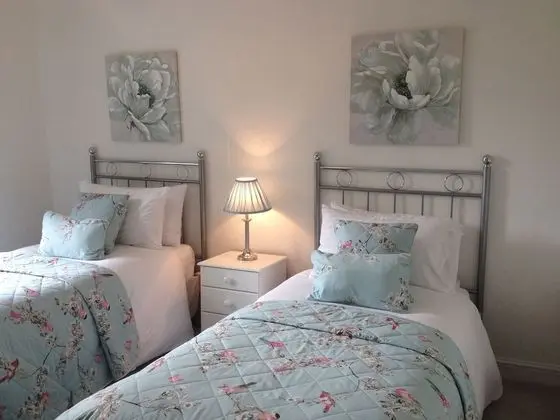 İki Ayrı Yataklı Oda (Room2)