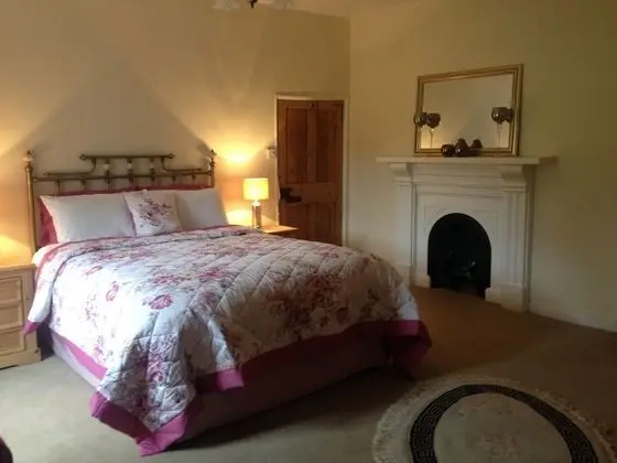 Tek Büyük Yataklı Oda (Room1)