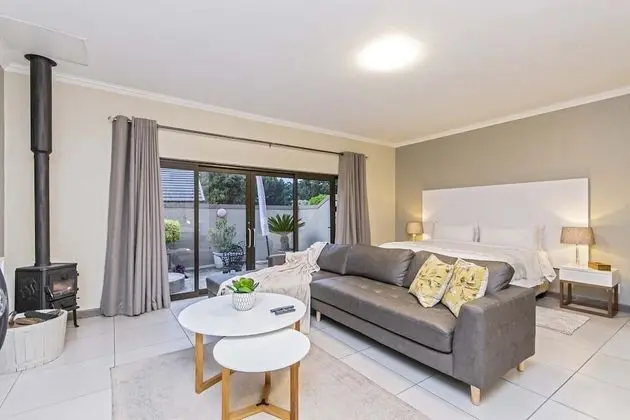 Executive Süit, 1 En Büyük (King) Boy Yatak, Sigara İçilmez, Bahçe Manzaralı (Self-Catering)