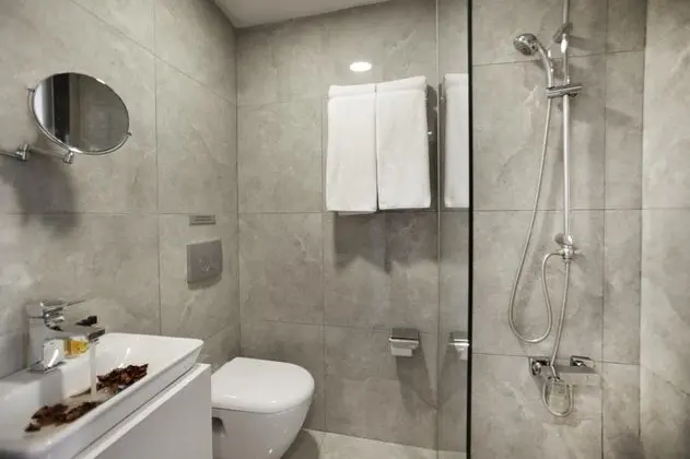 Deluxe Oda, Simge Yapı Manzaralı