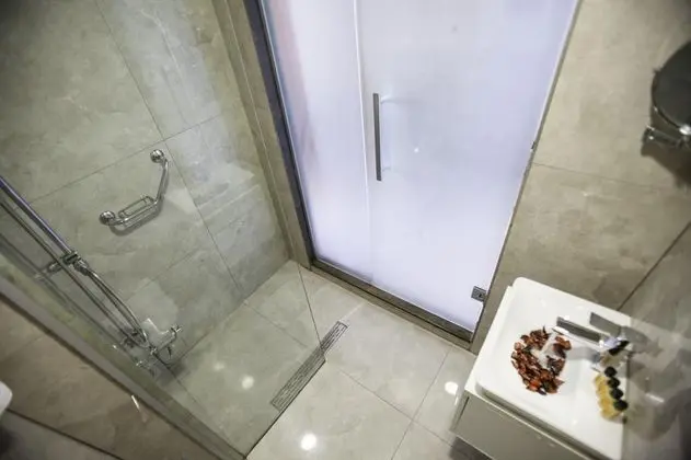 Deluxe Oda, Simge Yapı Manzaralı