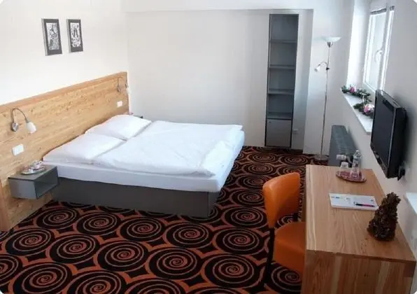 Tek Büyük Yataklı Oda (LUX)