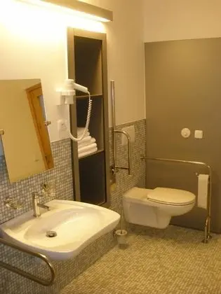 Üç Kişilik Oda (LUX)