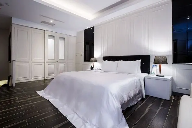 Deluxe Süit (Check-in available after 8PM for Sat.)