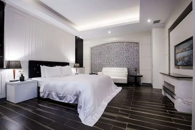 Deluxe Süit (Check-in available after 8PM for Sat.)