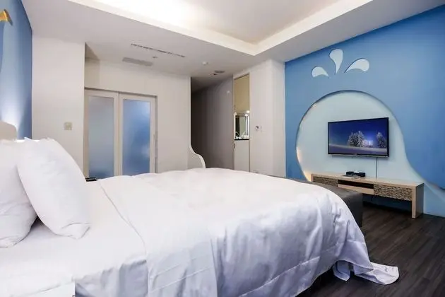 Deluxe Süit (Check-in available after 8PM for Sat.)