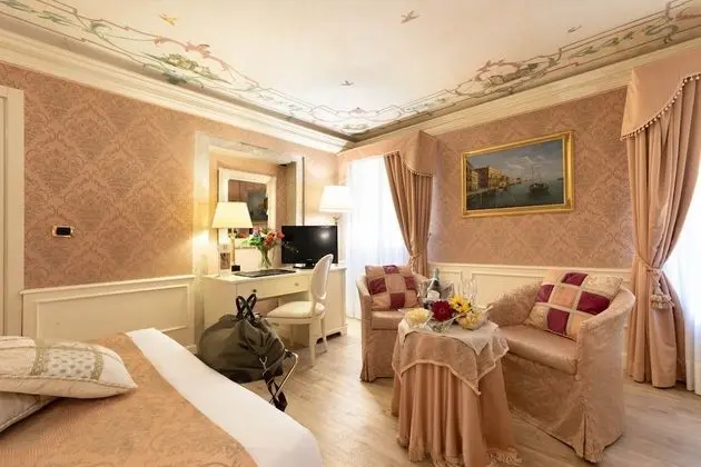 Deluxe Oda, Kanal Manzaralı