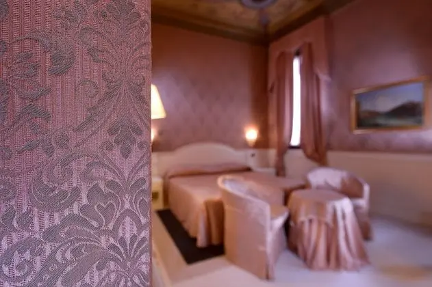 Junior Süit, Kanal Manzaralı