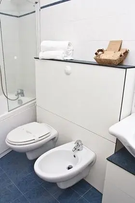 Economy Tek Büyük Yataklı Oda