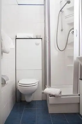 Economy Tek Büyük Yataklı Oda