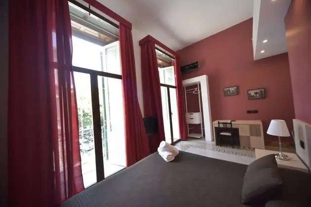 Comfort Tek Büyük veya İki Ayrı Yataklı Oda, Şehir Manzaralı