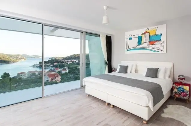 Villa (Five-Bedroom Villa with Private Pool)