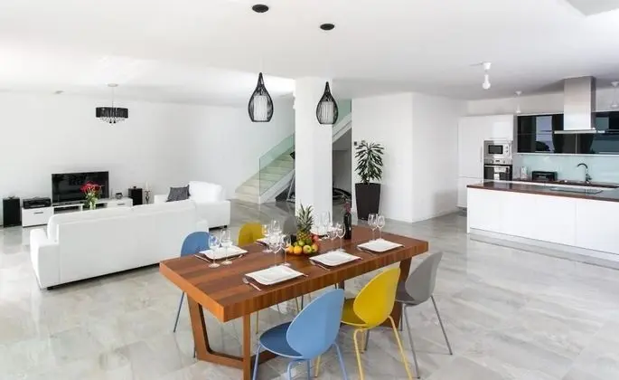 Villa (Five-Bedroom Villa with Private Pool)