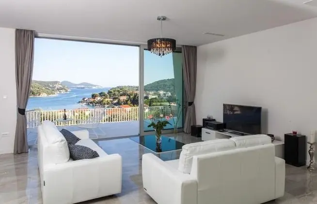 Villa (Five-Bedroom Villa with Private Pool)