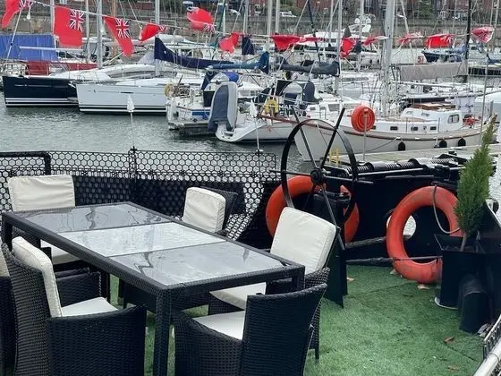 Ev, 6 Yatak Odası