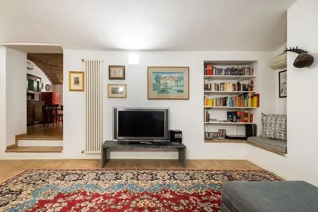 Daire, 1 Yatak Odası, 2 Banyolu, Zemin Kat