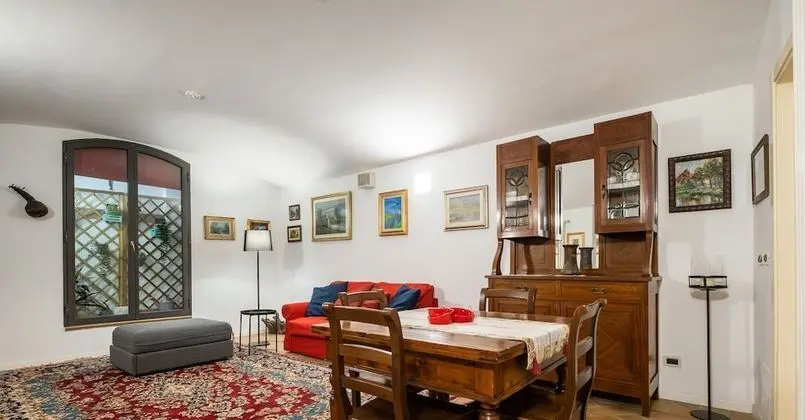 Daire, 1 Yatak Odası, 2 Banyolu, Zemin Kat