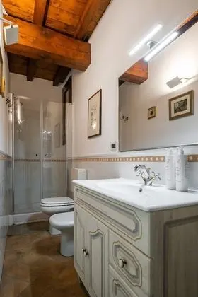 Daire, 1 Yatak Odası, 2 Banyolu, Zemin Kat