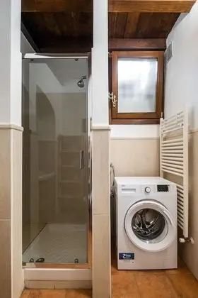 Daire, 1 Yatak Odası, 2 Banyolu, Zemin Kat