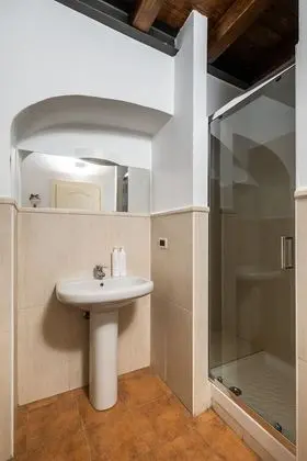 Daire, 1 Yatak Odası, 2 Banyolu, Zemin Kat