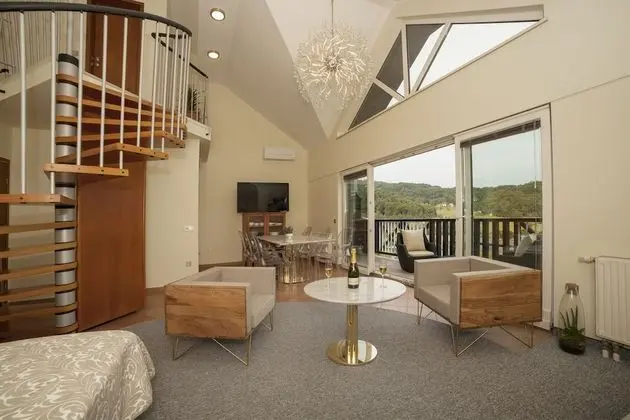 Gallery Çatı Katı Süiti (Penthouse)