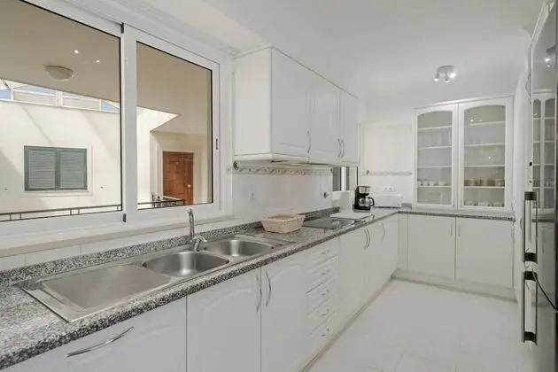 Basic Apart Daire, Birden Çok Yatak, Deniz Manzaralı