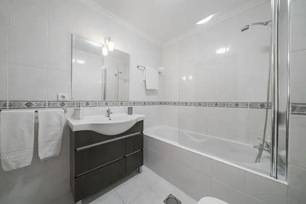 Basic Apart Daire, Birden Çok Yatak, Deniz Manzaralı