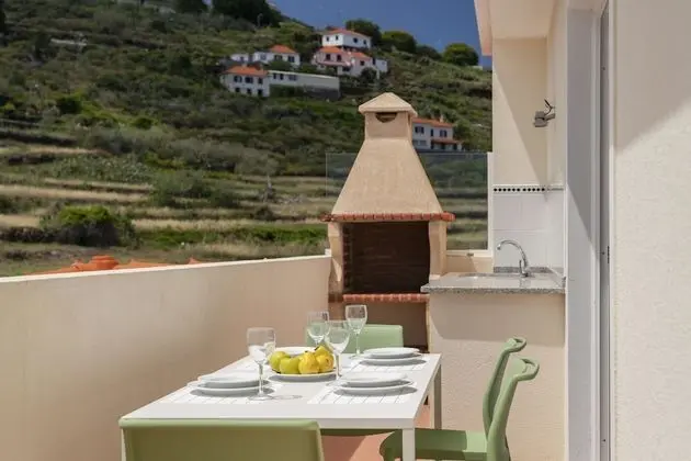 Basic Apart Daire, Birden Çok Yatak, Deniz Manzaralı