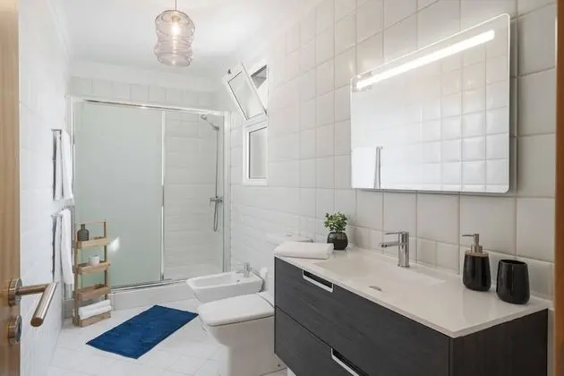 Basic Apart Daire, Birden Çok Yatak, Deniz Manzaralı