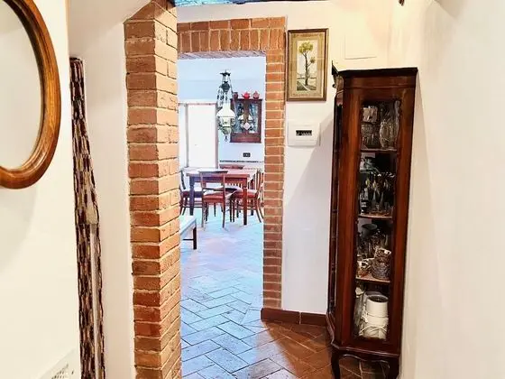 Traditional Apart Daire