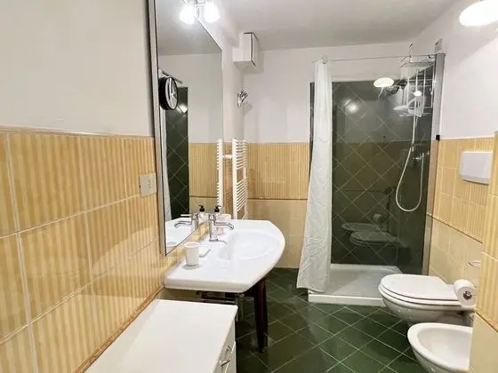 Traditional Apart Daire
