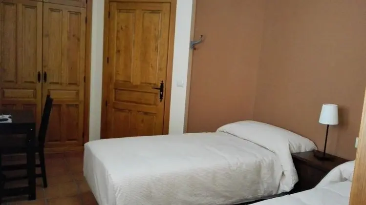 Tek Büyük veya İki Ayrı Yataklı Oda, 2 Tek Kişilik Yatak