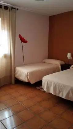 Tek Büyük veya İki Ayrı Yataklı Oda, 2 Tek Kişilik Yatak